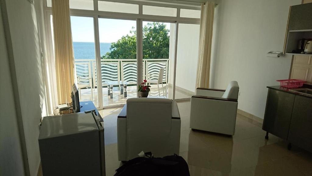 Diamond Plaza Hotel Grand Anse  Exterior photo